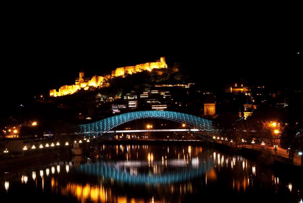 Bonus Hotel Tbilisi Exterior photo